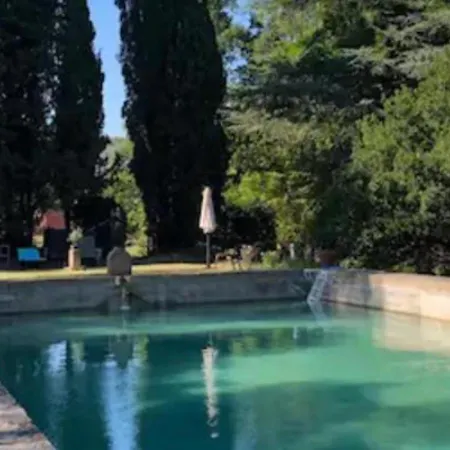 La Feraude - Pays D'aix En Provence Bed & Breakfast Gardanne